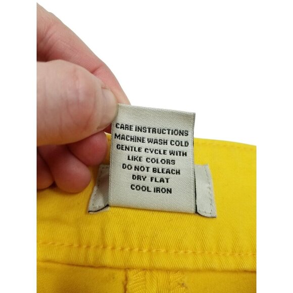 Monroe & Main Womens Yellow Cropped Pants Size 8‎ High Waisted - Picture 4 of 10